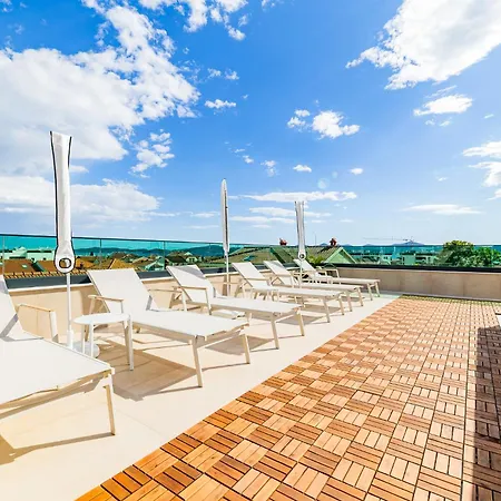 Aura Maris By Belmont Realty Apartmán
