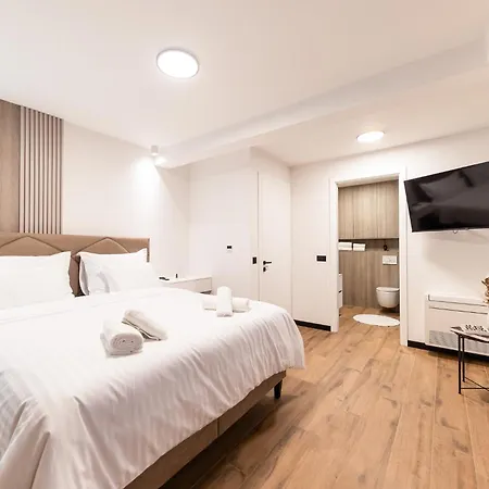 Aura Maris By Belmont Realty Apartmán *