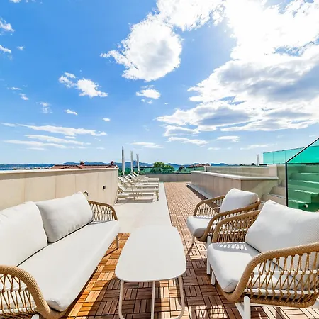 Aura Maris By Belmont Realty Apartmán *