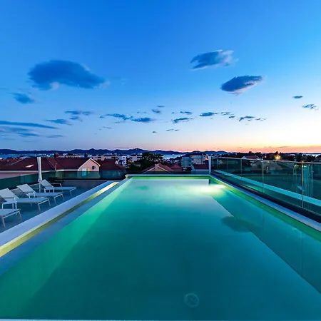 Aura Maris By Belmont Realty Apartmán