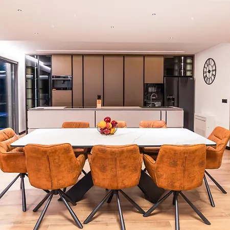 Aura Maris By Belmont Realty 자다르