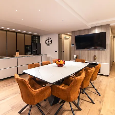 Aura Maris By Belmont Realty 아파트 자다르